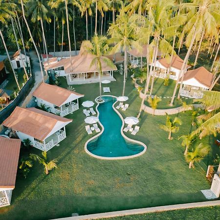 Senang Resort 提安亚尔 外观 照片