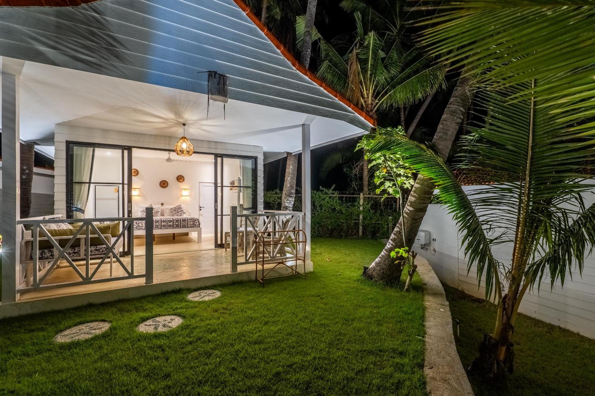 Senang Resort 提安亚尔 外观 照片