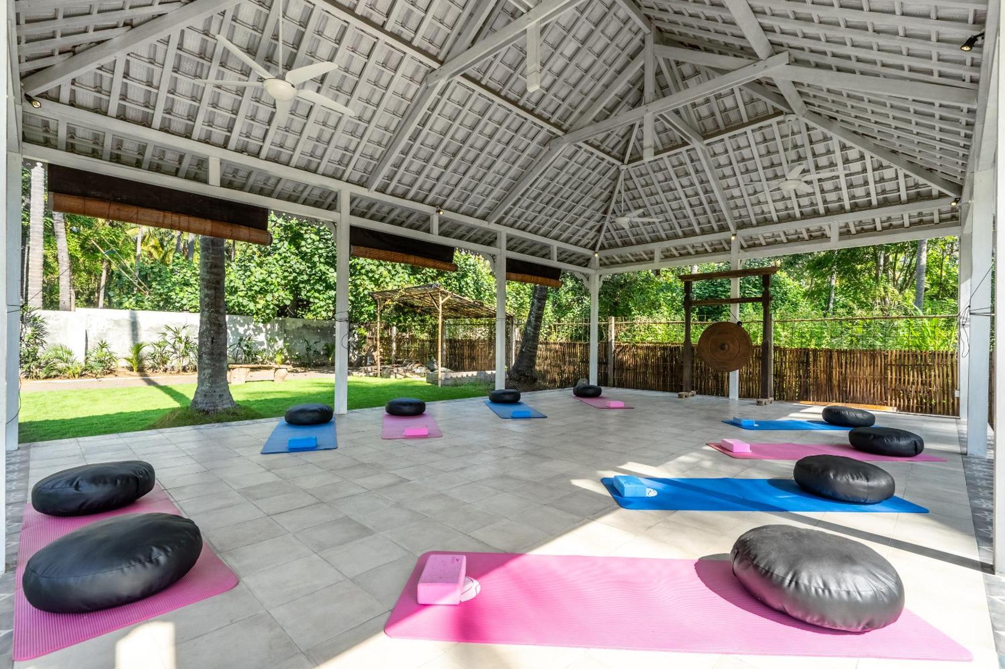 Senang Resort 提安亚尔 外观 照片