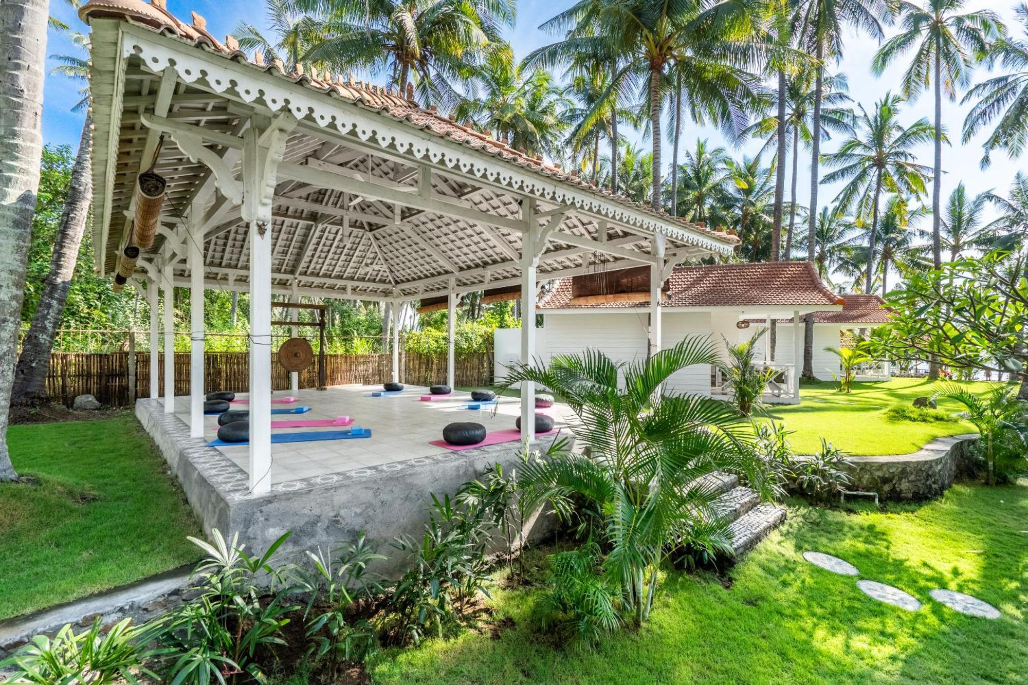 Senang Resort 提安亚尔 外观 照片