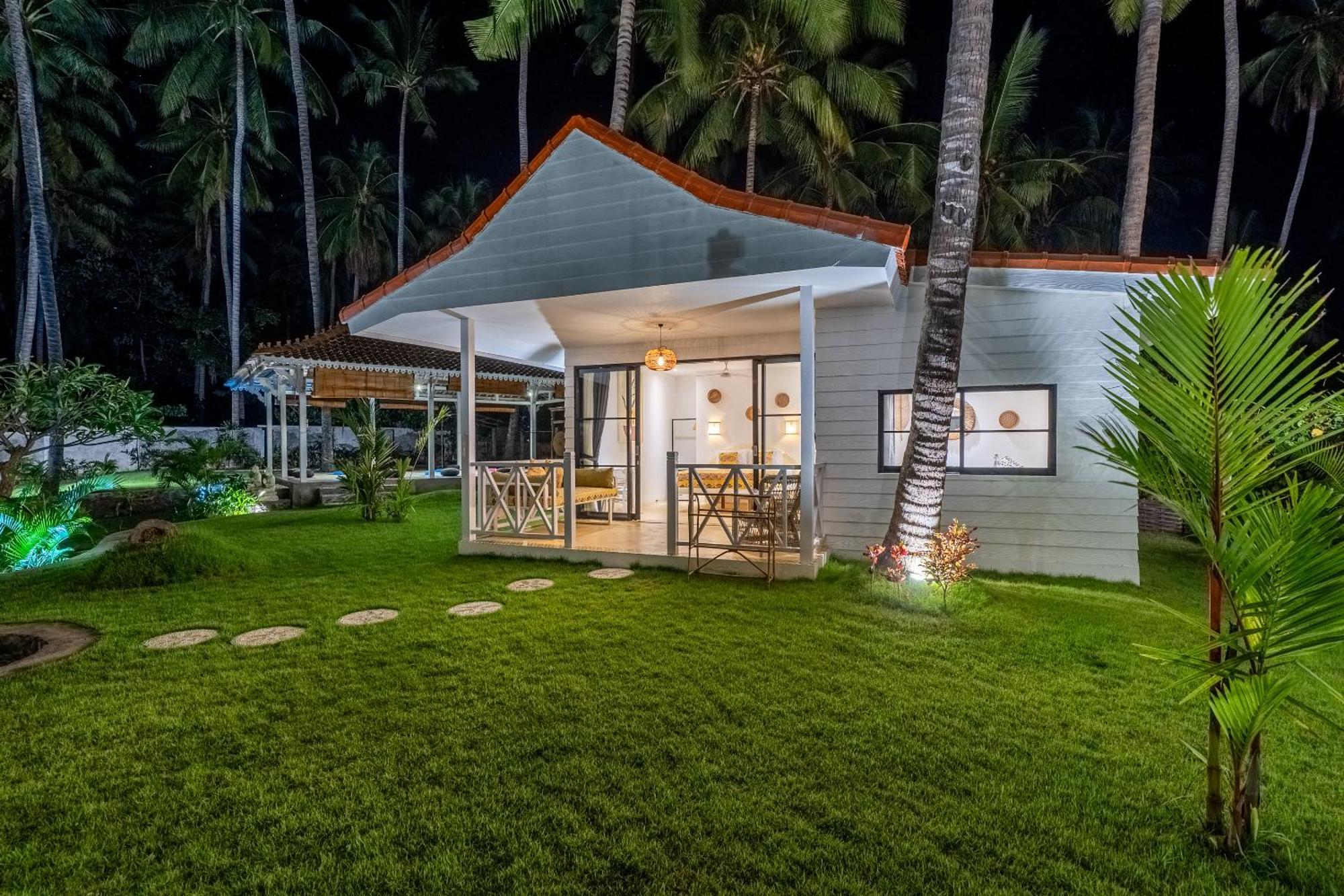 Senang Resort 提安亚尔 外观 照片